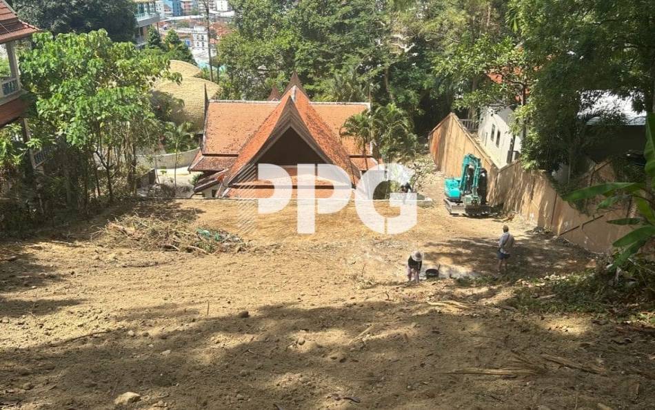 Phuket, 2 Bedrooms Bedrooms, ,3 BathroomsBathrooms,House,For Sale,2304