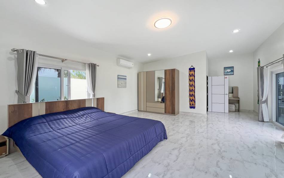 Pattaya, 3 Bedrooms Bedrooms, ,4 BathroomsBathrooms,House,For Sale,2677