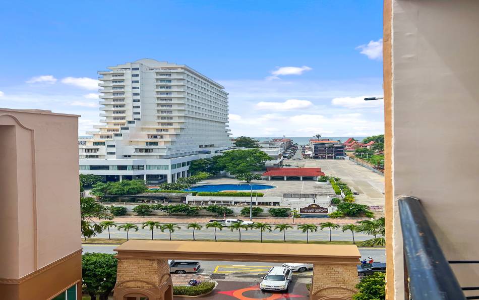 Pattaya, 1 Bedroom Bedrooms, ,1 BathroomBathrooms,Condo,SOLD,8,2730