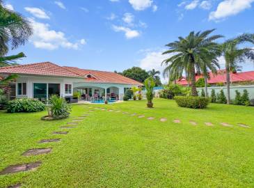 Pattaya, 5 Bedrooms Bedrooms, 0 ,5 BathroomsBathrooms,House,SOLD,0,2754