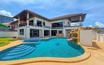 Pattaya, 4 Bedrooms Bedrooms, ,5 BathroomsBathrooms,House,For Sale,2807