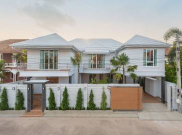 Pattaya, Chonburi, 8 Bedrooms Bedrooms, ,9 BathroomsBathrooms,House,For Sale,1963 Pattaya, Chonburi, 8 Bedrooms Bedrooms, ,9 BathroomsBathrooms,House,For Sale,1963